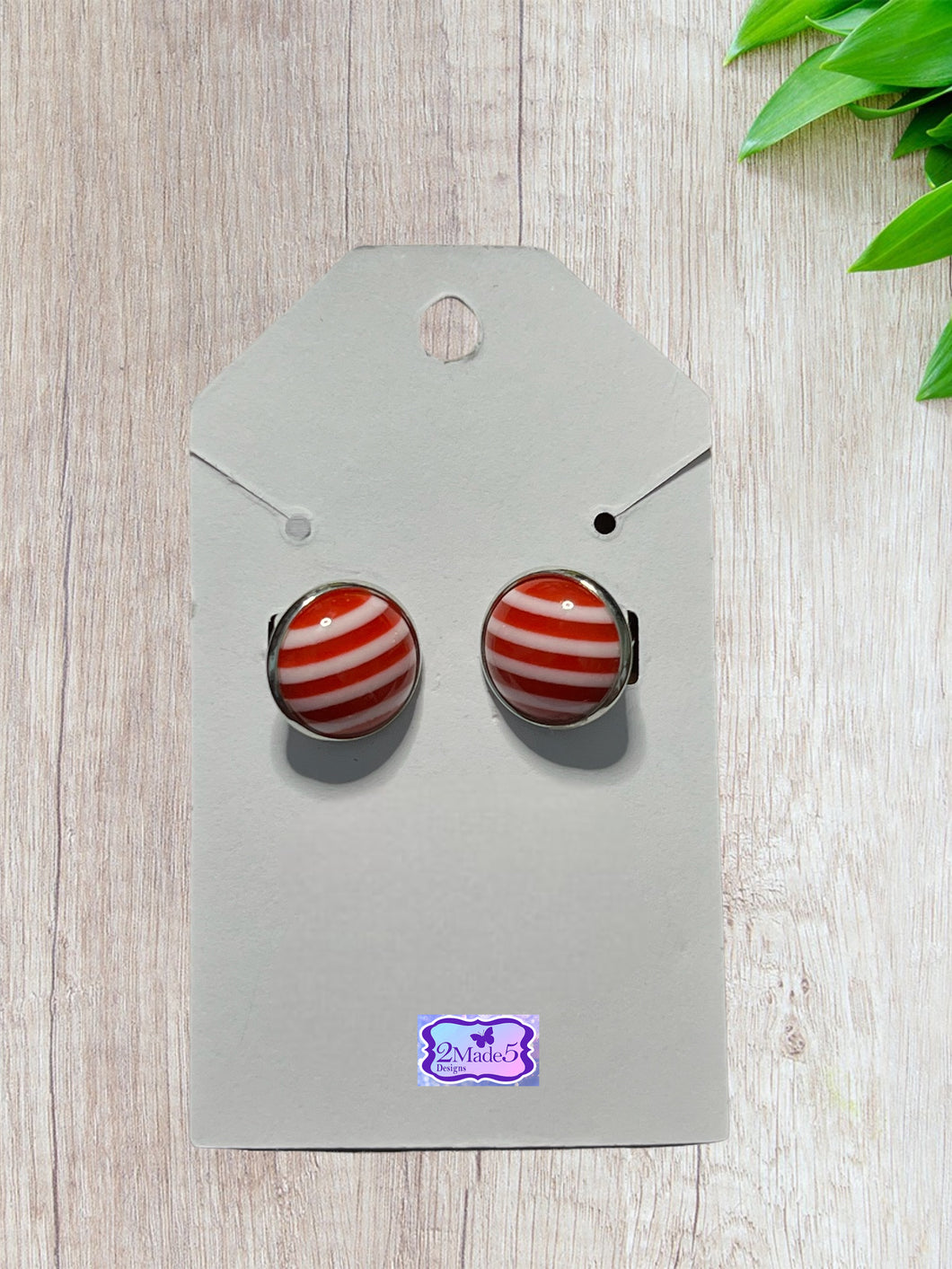 Round Stripe Stud Pierced Earrings